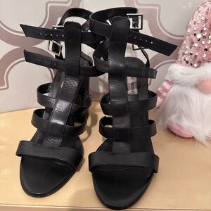 Steve Madden leather sandal heel